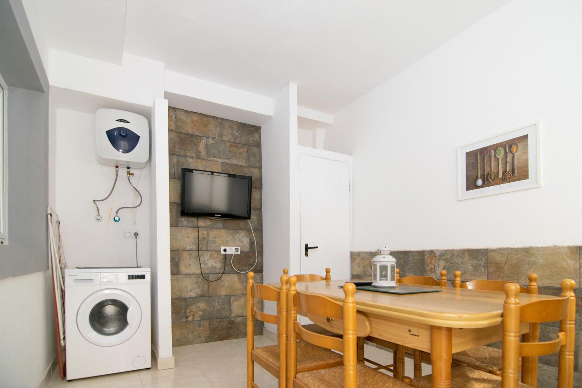 The Safe Point Suites Castillo Castillo del Romeral Екстериор снимка