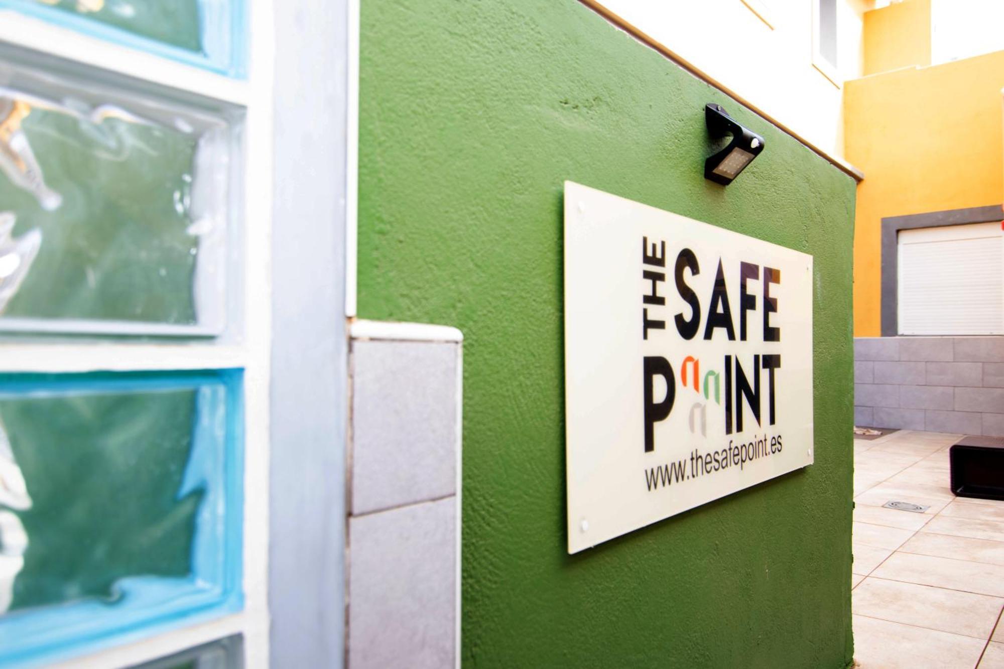 The Safe Point Suites Castillo Castillo del Romeral Екстериор снимка